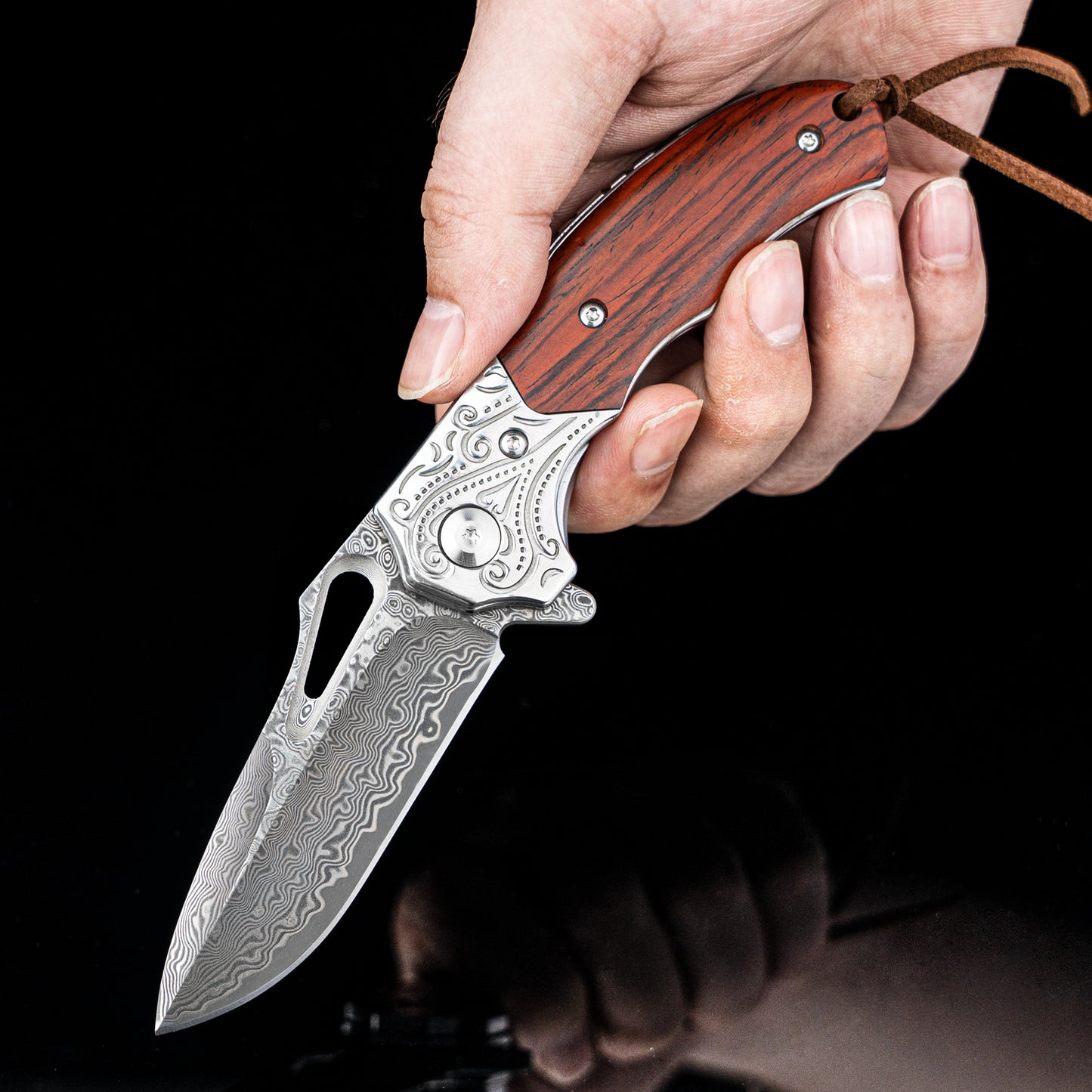 Nedfoss TIGER SHARK Damast Taschenmesser, Damast Klappmesser mit Scheide, scharfes damast Einhandmesser mit Holzgriff, Vatertagsgeschenk