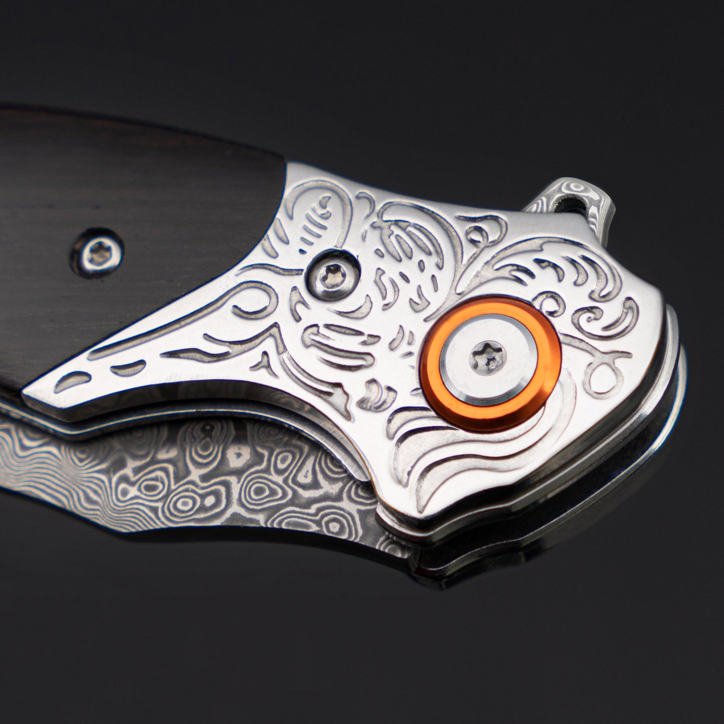 LOTHAR TUNA Damast Klappmesser, Damast Taschenmesser aus 67 Lagen VG10 Damaststahl, Einhandmesser mit Scharfe Klinge und Rosenholzgriff, Gürtelclip, für Sammlung oder Geschenk